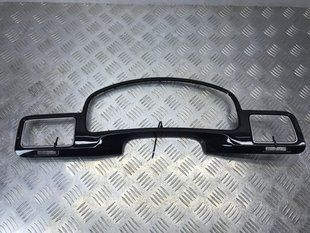 Рамка приборной панели 7P1857189B Volkswagen Touareg