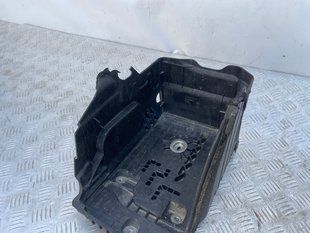 Кріплення акумулятора 31349472 Volvo XC60