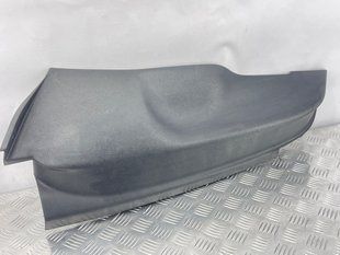 Облицовка стойки Volkswagen Tiguan