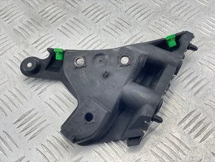 Кронштейн переднего бампера 31383163 Volvo XC60