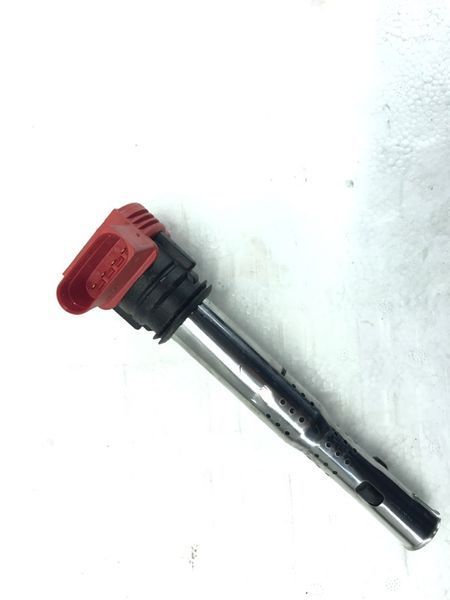Котушка запалювання 06E905115E Audi A6