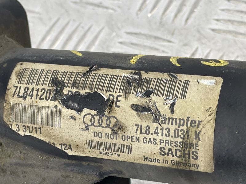 Стійка амортизатора в зборі з пружиною 7L8413031K Audi Q7