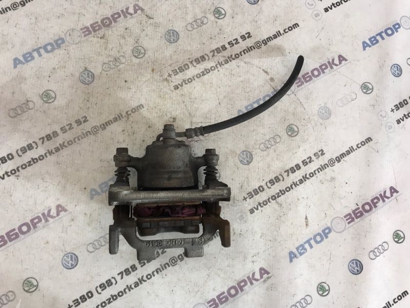 Супорт гальмівний 440111aa0a Infiniti Q50