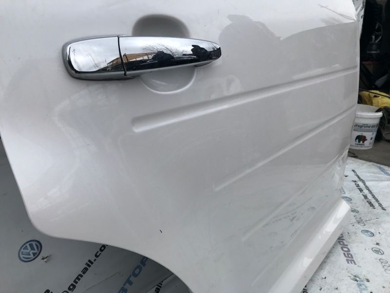 Дверь 8A8Z7424630A Ford Flex