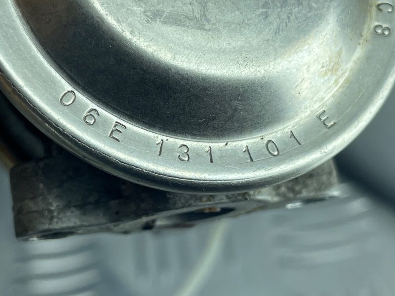Клапан EGR 06E131101E Audi A7