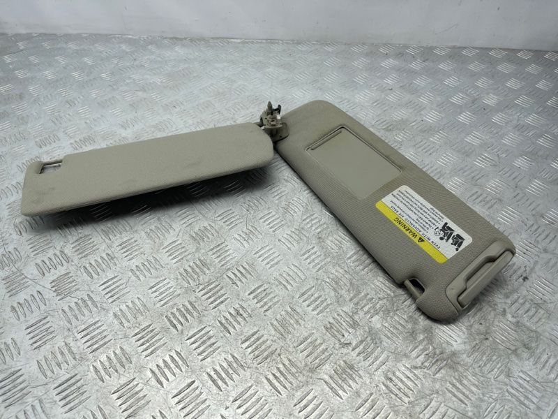 Козирок сонцезахисний 4L0857552KH82 Audi Q7
