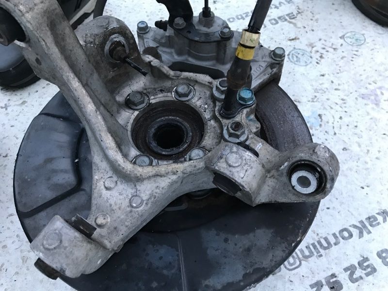 Поворотний кулак / цапфа 430194GA0A Infiniti Q50