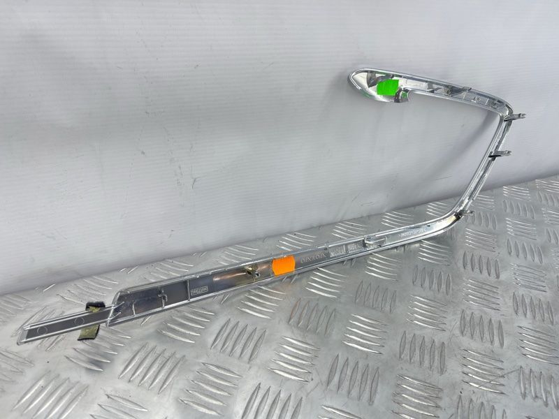 Молдинг дверей хром 8635859 Volvo XC60