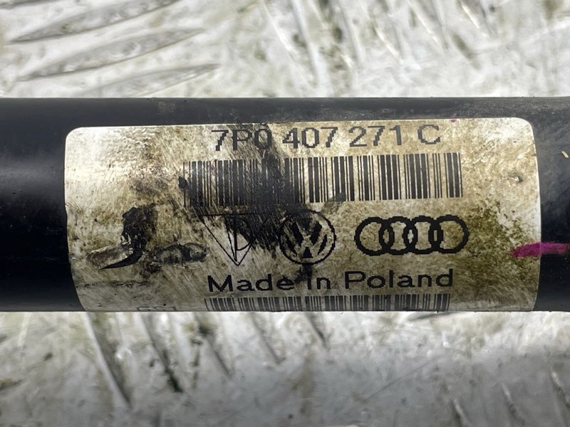 Піввісь 7P0407271C Audi Q7