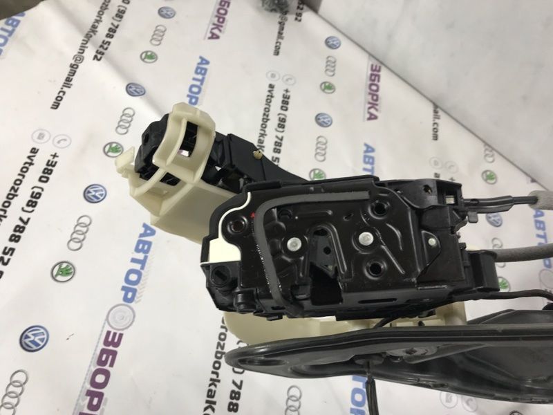 Замок дверей 5N0839016H Volkswagen Tiguan