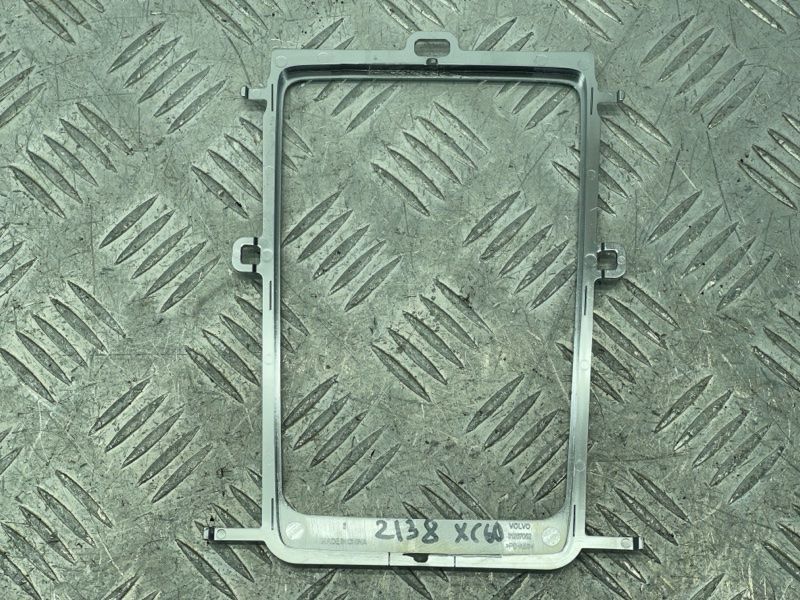 Накладка 31267052 Volvo XC60