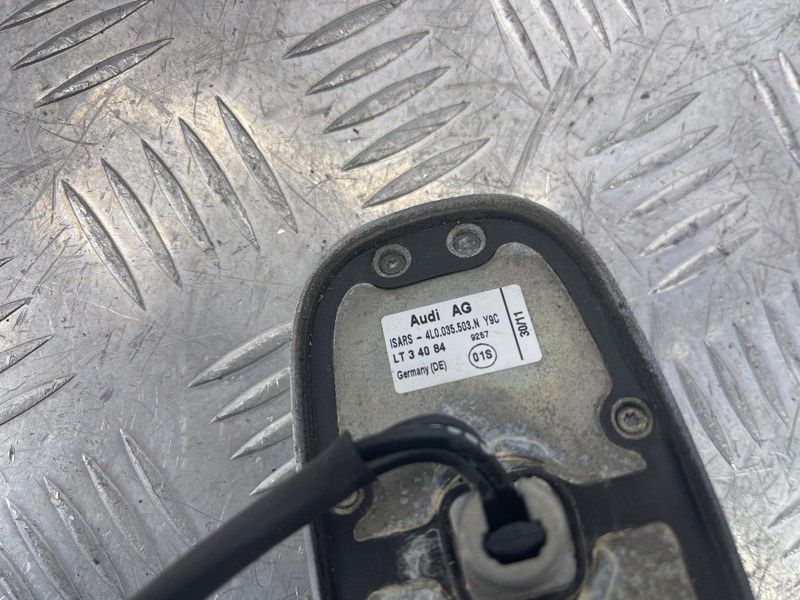 Aнтена плавник 4L0035503N Audi Q7