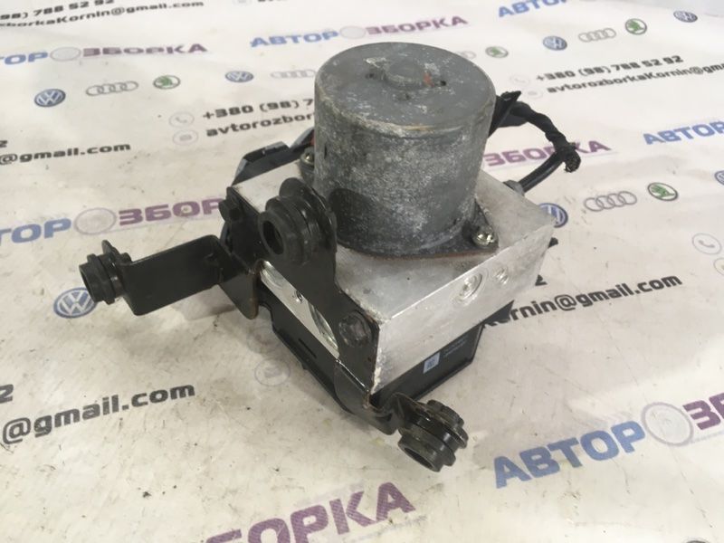 Блок ABS 5N0614109AP Volkswagen Tiguan