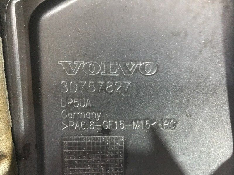 Накладка двигуна 30757827 Volvo XC60