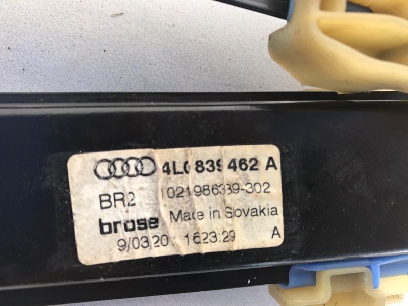 Стеклоподъемник 4L0839462A Audi Q7