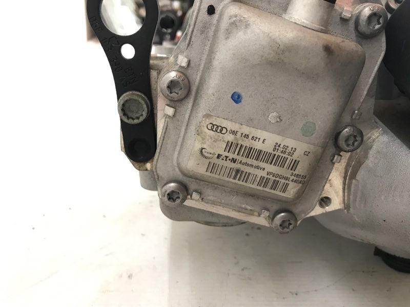 Компрессор наддува 06E145601AC Audi Q7