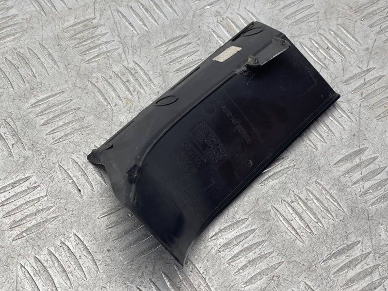 Накладка заднього ліхтаря 4G5945253 Audi A6