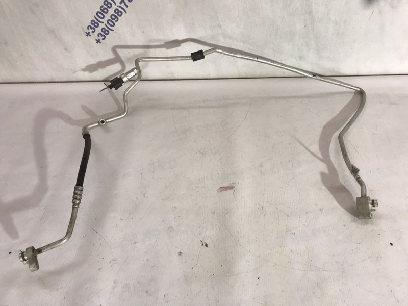 Трубка кондиціонера 8U0820741D Audi Q3