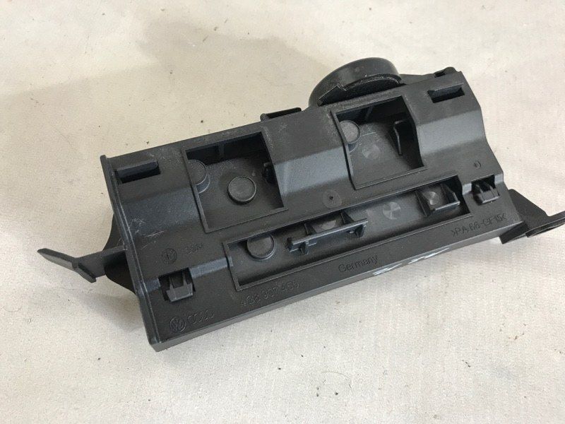Блок керування багажника 4G8959107J Audi A7