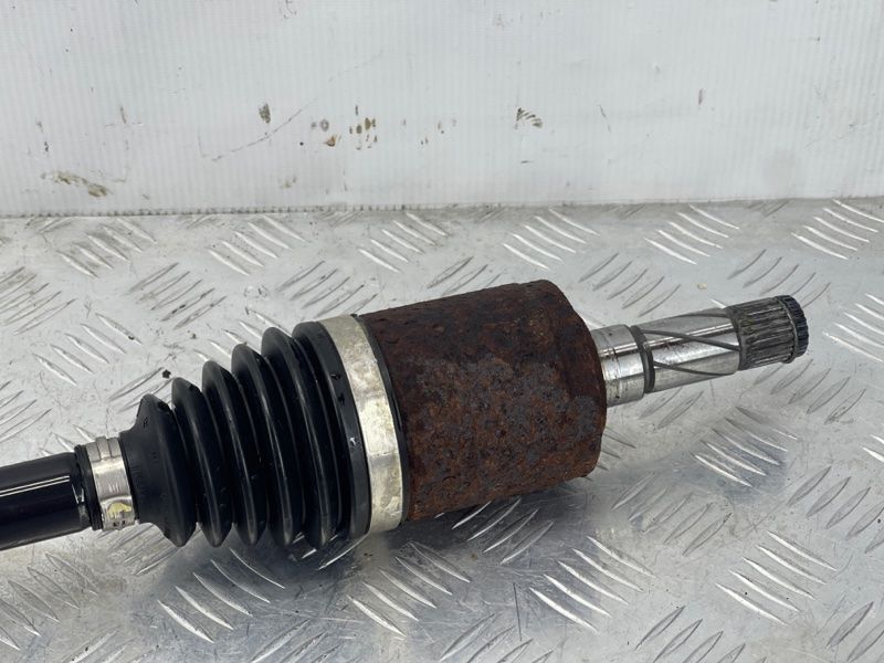Полуось 31325135 Volvo XC60