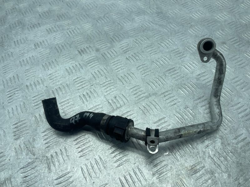 Патрубок 4M0265348B Audi Q7