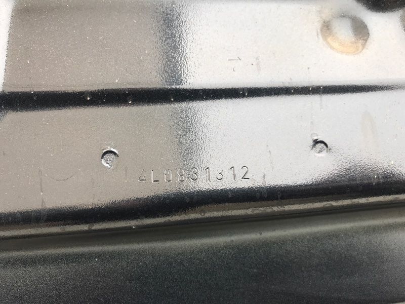 Дверь 4L0831052A Audi Q7