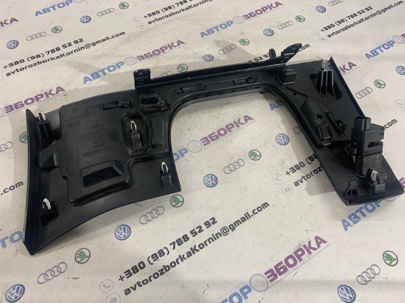 Пластик салону DS73F044F08 Ford Fusion