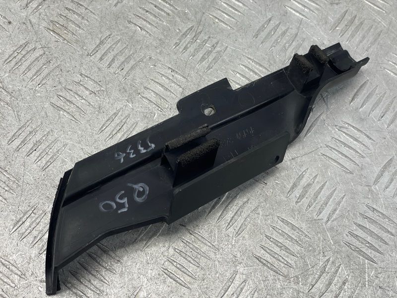 Накладка крила 638284GA0A Infiniti Q50