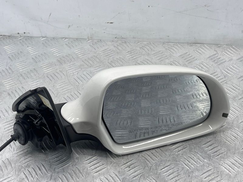 Зовнішнє дзеркало Audi Q3