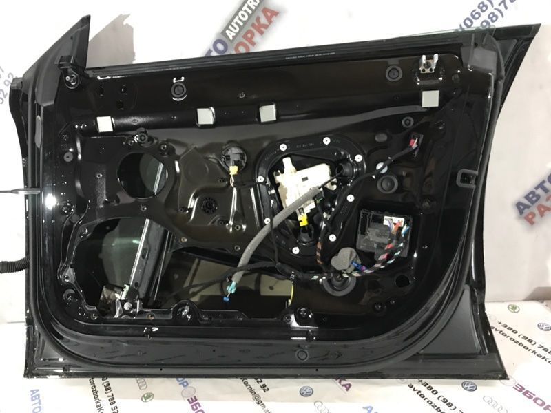 Двері 4G8831052A Audi A7