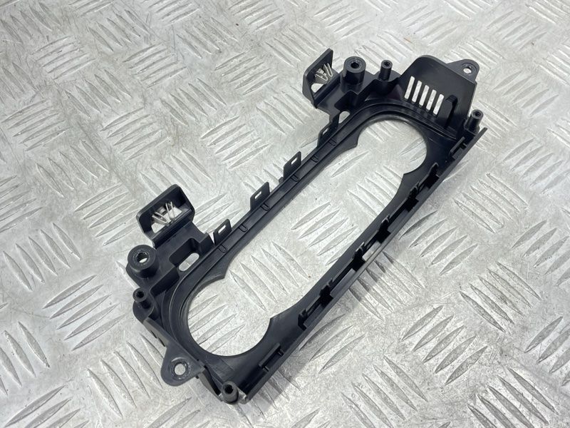 Накладка LJ6B18D422A Ford Escape