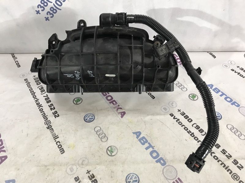 Колектор впускний bm5g9424e Ford Escape