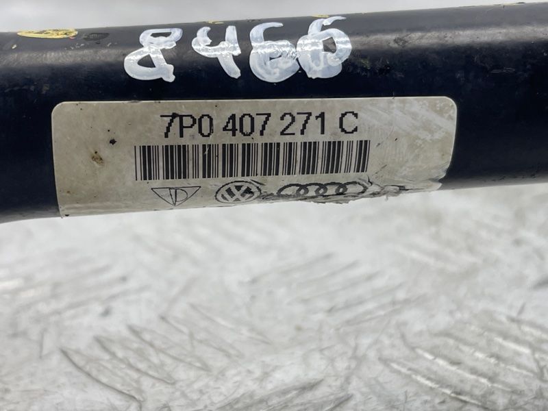 Піввісь 7P0407271C Audi Q7