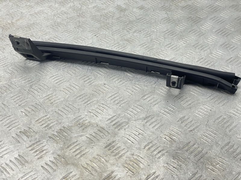 Фіксатор дверей 84424662 Chevrolet Colorado
