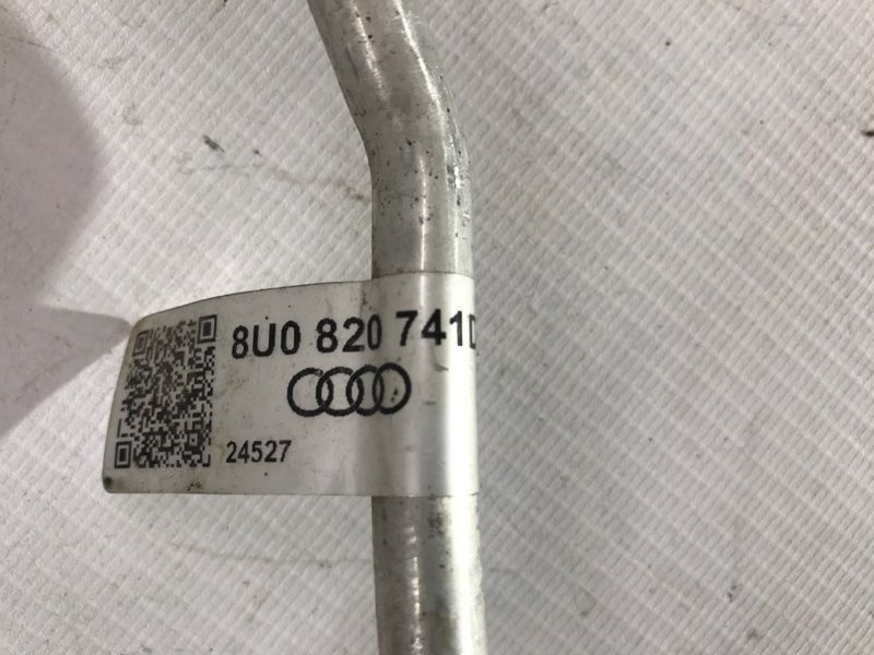 Трубка кондиціонера 8U0820741D Audi Q3