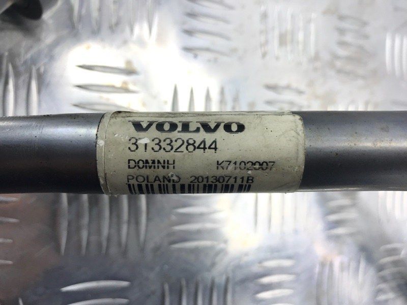 Трубка кондиціонера 31332844 Volvo XC60