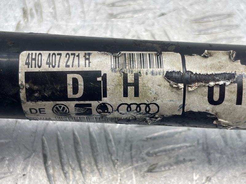 Полуось 4H0407271H Audi A6