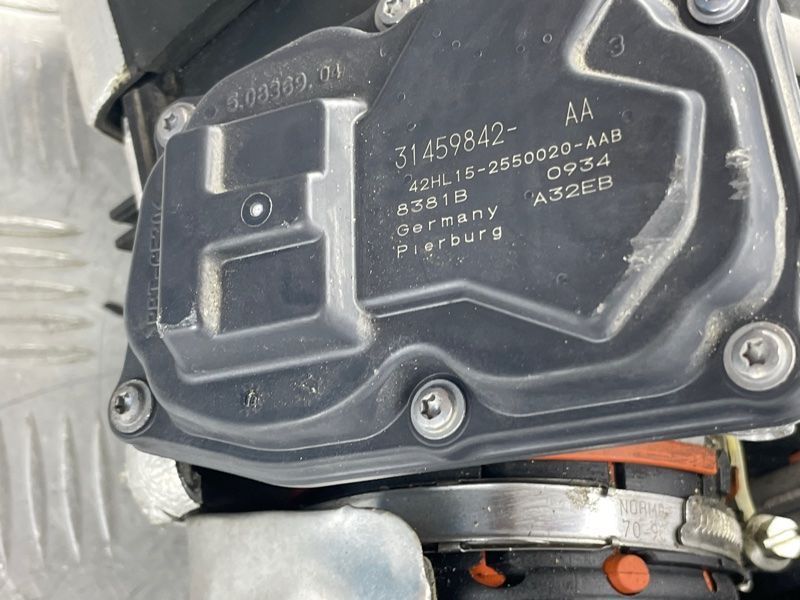 Компресор наддуву 36010125 Volvo XC90