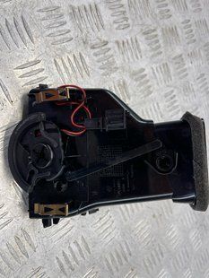 Дефлектор повітропроводу 7P1819704A Volkswagen Touareg