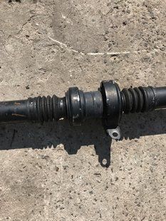 Карданный вал 7P0521102R Volkswagen Touareg