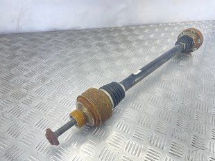 Піввісь 4M0501203D Audi Q7