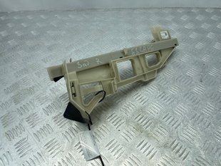 Кронштейн замка двери CJ5Z7843350C Ford Escape