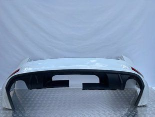 Бампер комплектний 7P6807421B Volkswagen Touareg