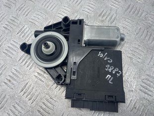 Блок управления двери 31674755 Volvo XC60