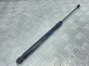 Газовый упор багажника / Амортизатор 4M0827552A Audi Q7