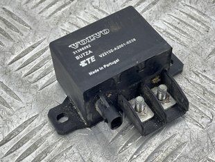 Блок керування вентилятором 31398092 Volvo XC90