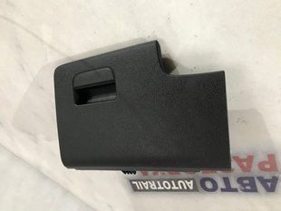 Бардачок / Вещевой ящик 5M1858719E Volkswagen Tiguan