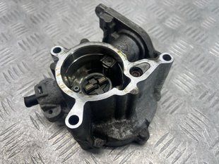 Вакуумный насос 06J145100N Audi Q3