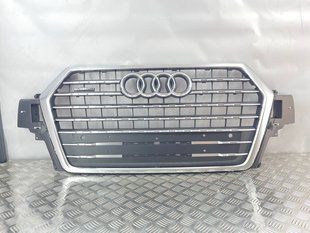 Решетка радиатора 4M0853651JMX3 Audi Q7
