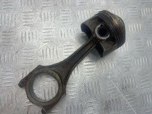 Поршень с шатуном 06E107065DM Audi S4